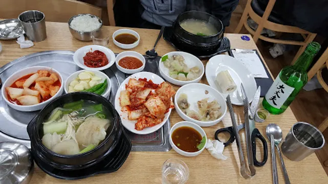 Jongno Seolleongtang