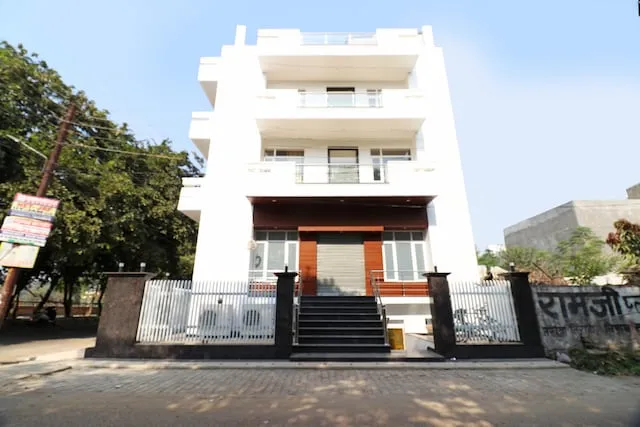 OYO 24773 Tusarth Inn