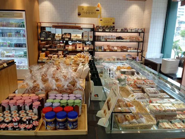 뚜레쥬르 순천왕지유심천점