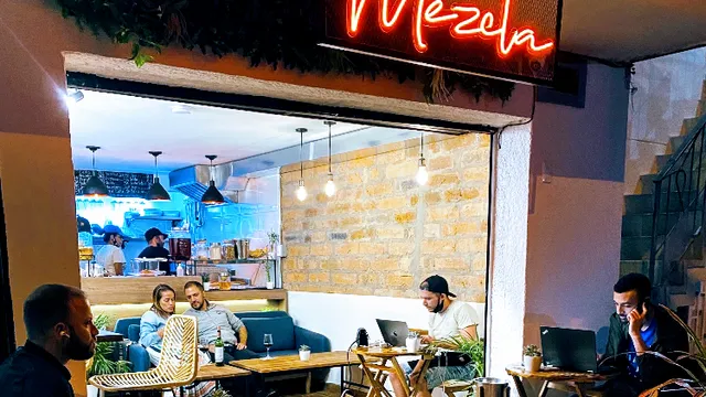 Mezcla Restaurant Bar