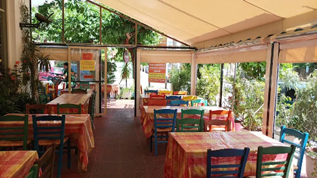 To Bakaliko & i Taverna tou Thodorou