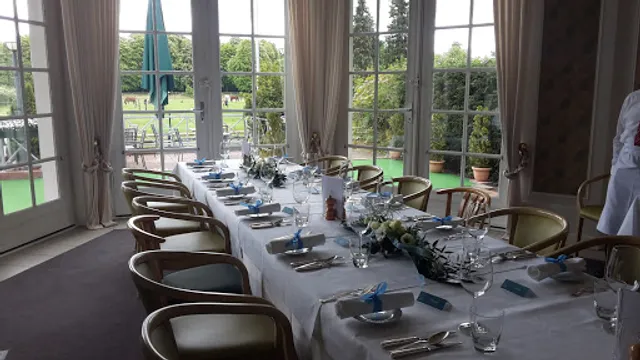 Landhaus am Poloplatz