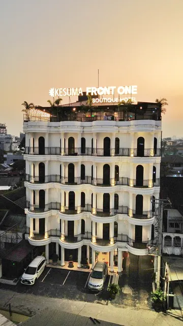 Kesuma Front One Boutique Palembang