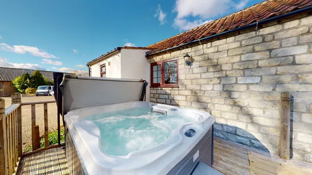 Barker Stakes Farm Lodges and Cottages