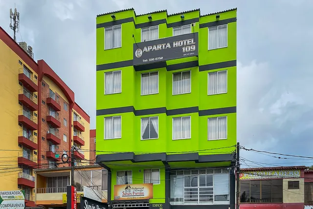 Aparta Hotel 109
