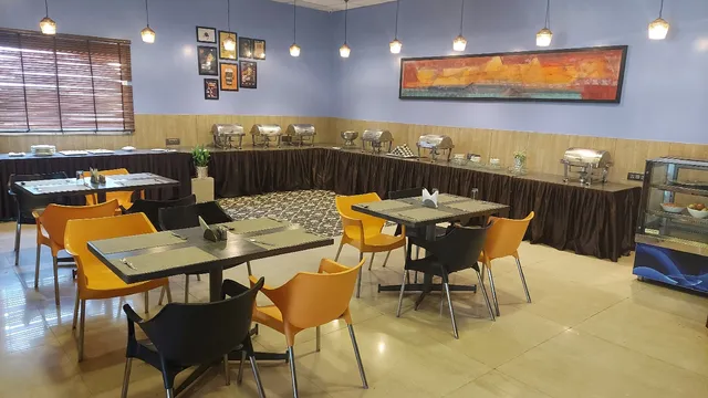 CLAY RESTO @Bangalore Gate Hotel