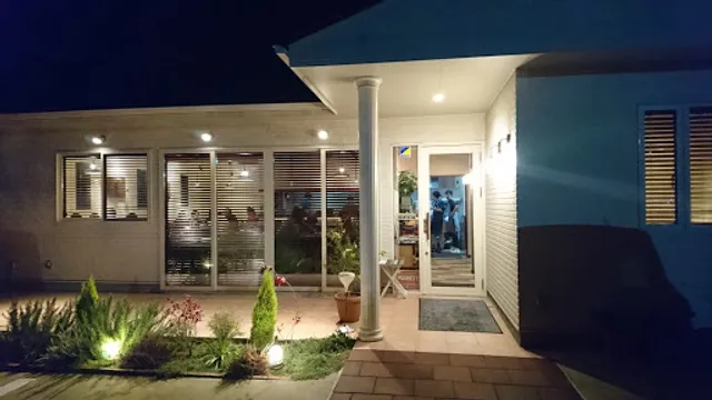 レストラン デビンコ へんじんもっこ