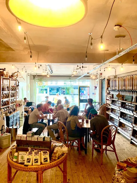 Solar Sisters - Zero Waste - Refill - Café