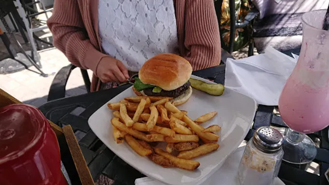 Sunnyside Pavilion Cafe