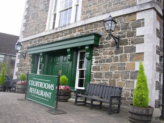 Courtrooms Restaurant