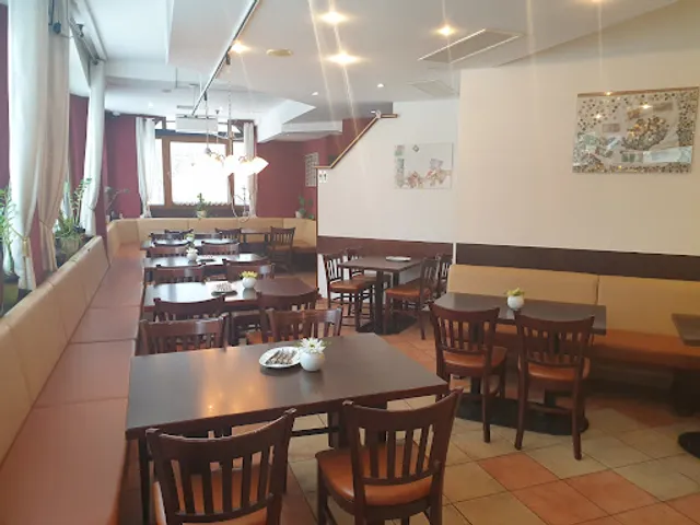 Bella Grotta Pizzeria Ristorante