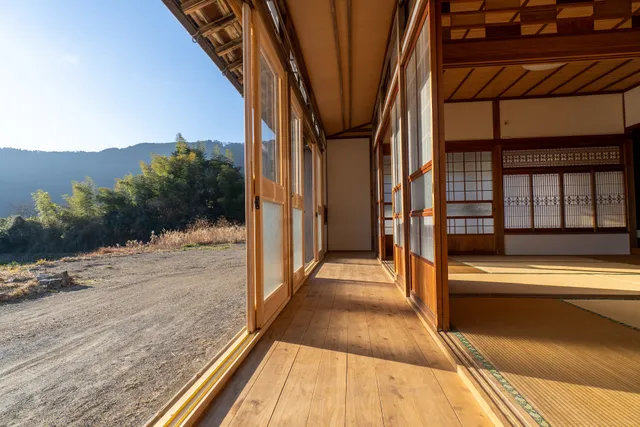 一棟貸し古民家宿「縁側のとき」