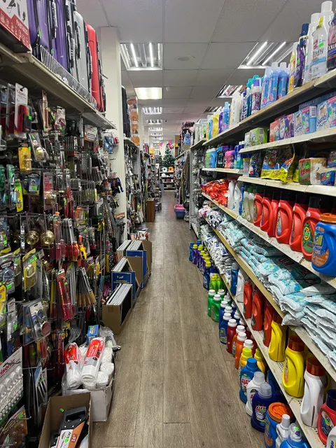 Happy Dollar & Discount