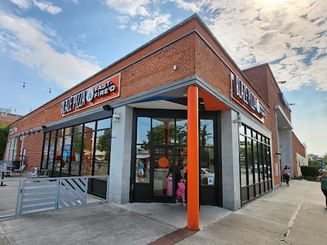 Blaze Pizza