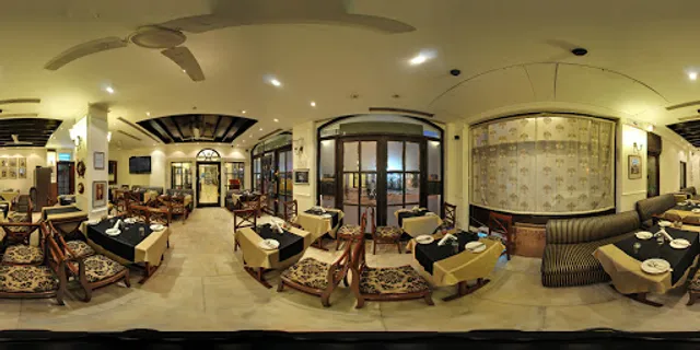 Cafe Vagabond - Coffee Bar | Bakery | Indian | Continental, Paharganj