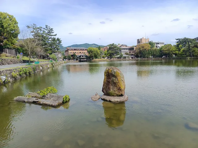 Sarusawa-ike Monument