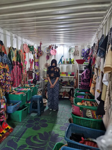 Team Five Gifts and Crafts