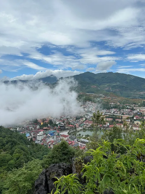 Cloud Yard, Ham Rong Mountain