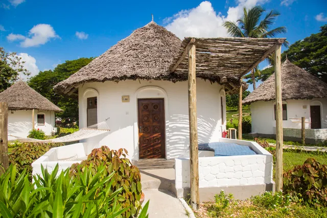 Antonio Beach Tree House Hotel and Spa