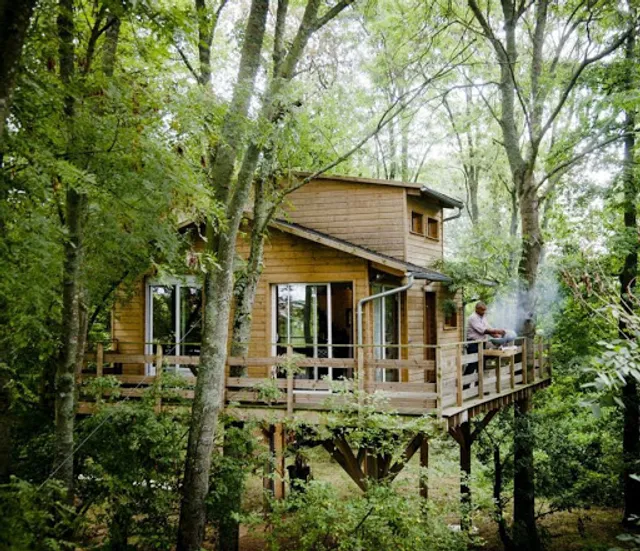 Perched hut of Chambonnière Nights Unusual near Paris