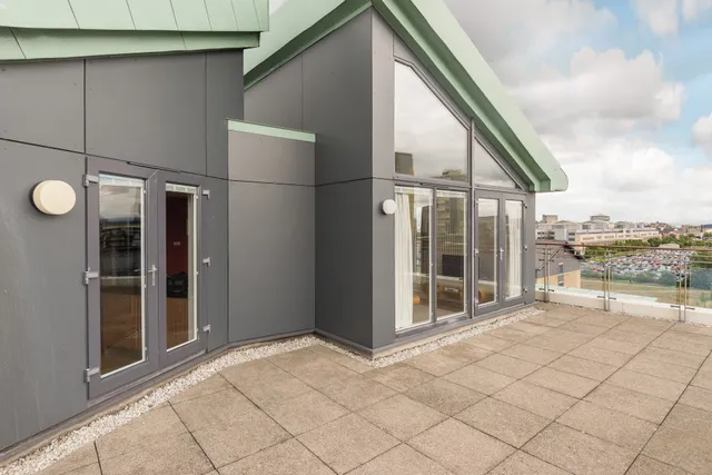 Portland Gardens Apartment