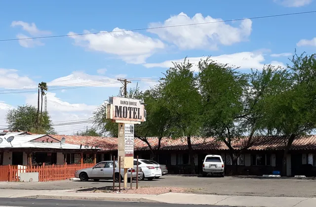 Ranch House Motel