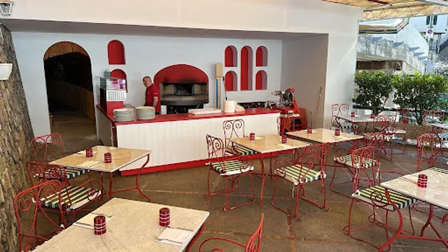 MELE Pizza and Grill