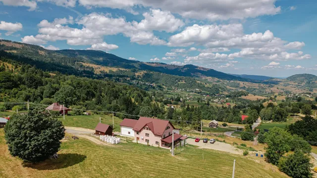 Pensiunea Perla Vlădesei