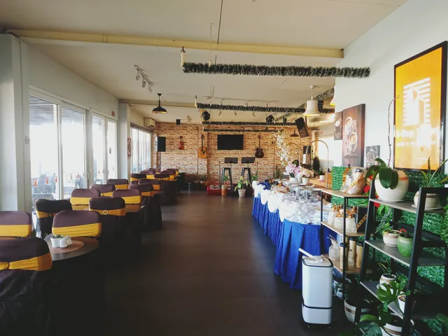 i-Top View Cafe & Restaurant