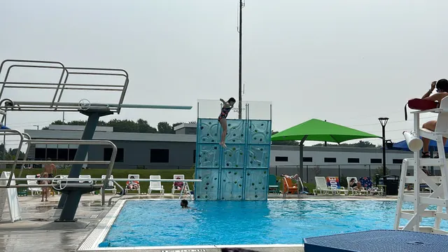 Vandehey Waters Outdoor Aquatic Center