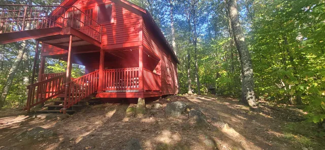 Upper Goose Pond Cabin