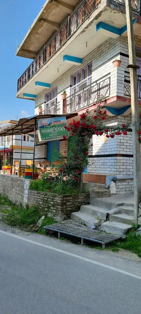 Green Meadows Homestay Janjehli