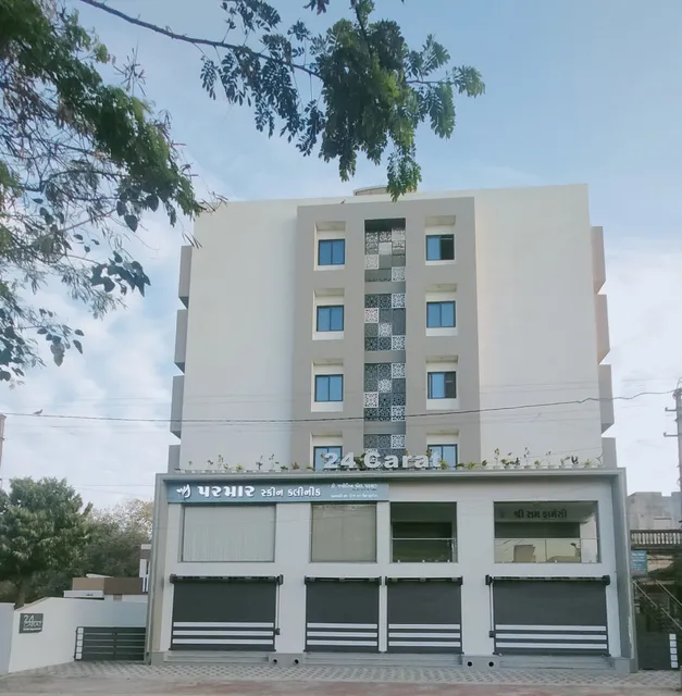 24 CARAT STUDIO APARTMENT HOTEL