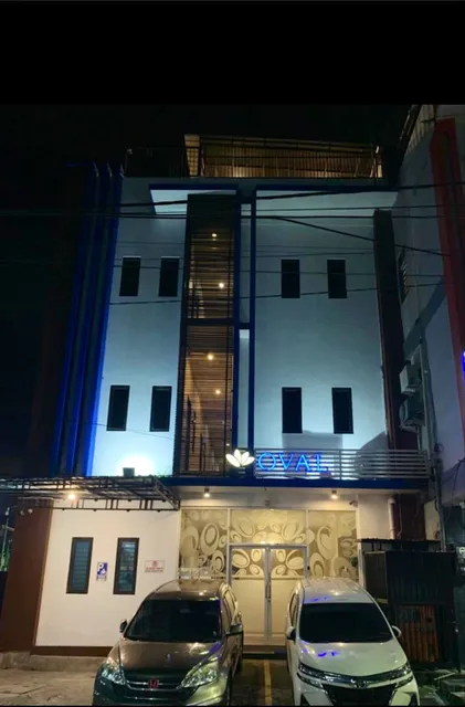 Oval kost / Guesthouse