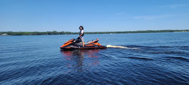 Crystal Cove Marina Services LLC