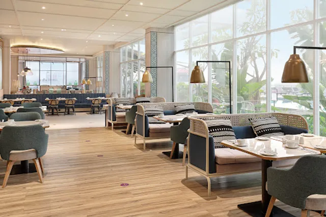 Ivory Restaurant Mercure