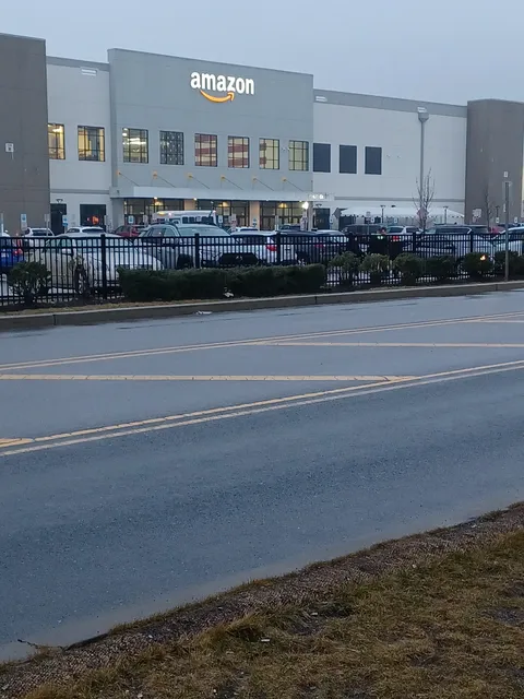 Amazon Warehouse