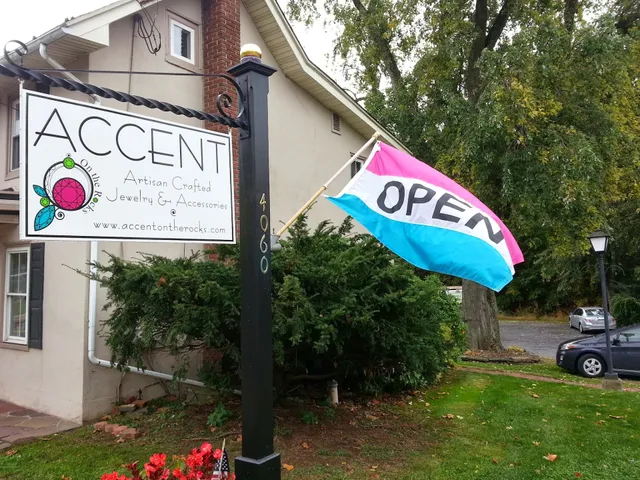 Accent On The Rocks Boutique