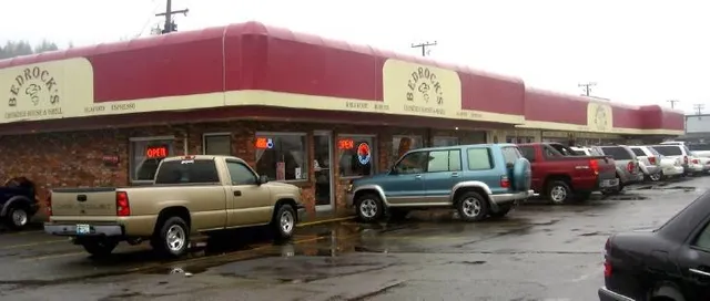 Oregon Coast Pizzeria