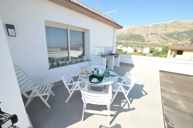 STANZINA DELLA BARONESSA