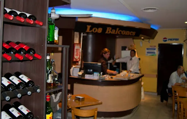 Los Balcones Bar y Pizzería