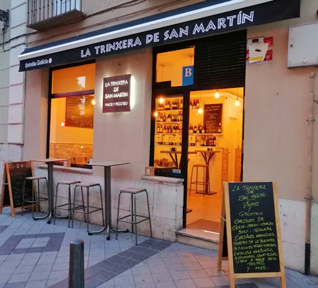 La Trinxera Vermuteria Bar de Tapas