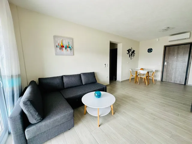 Lora Family Apartment