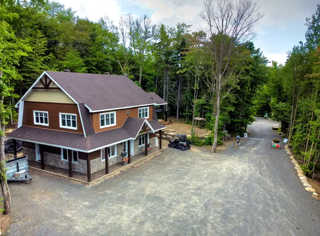 Hébergement - Yourte au Lac Copping