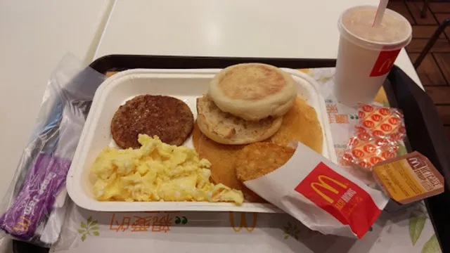 McDonald's (Leung King Estate)