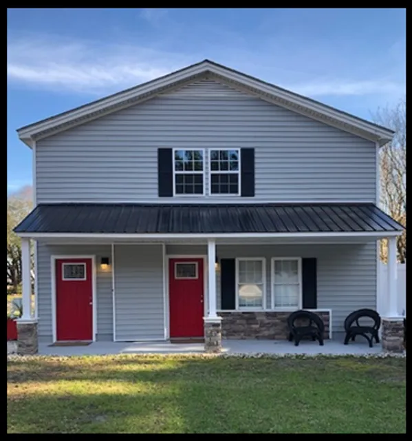 Snooze and Cruise Apartment Suites