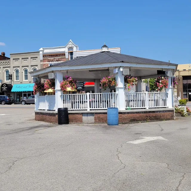 The Lily Pad Boutique