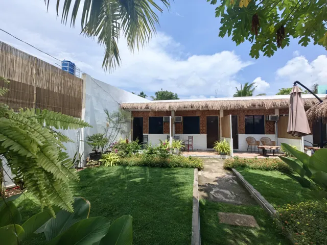 5R Tourist Inn and Restaurant