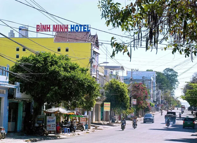 Binh Minh, city hotels Kontum - Kontum