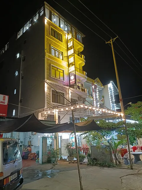 Quan Lan Nam Phong Hotel